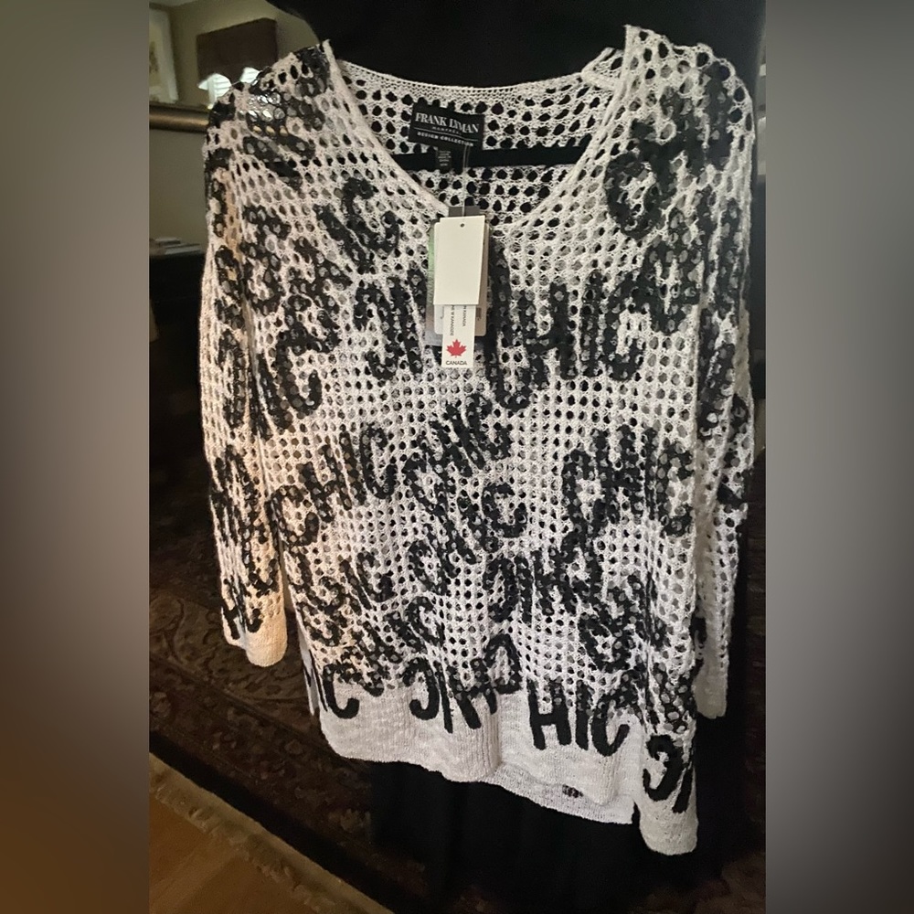 NWT Open knit light weight sweater